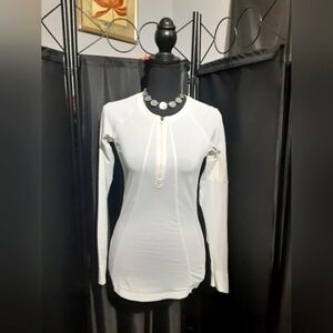 Athleta White Long Sleeve Women's Fitted Track Top Quarter Zip Size S Active